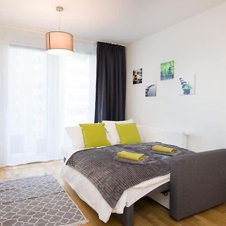 Premium City Apartment With Balcony! Free Garage Parking Included! Viyana Dış mekan fotoğraf